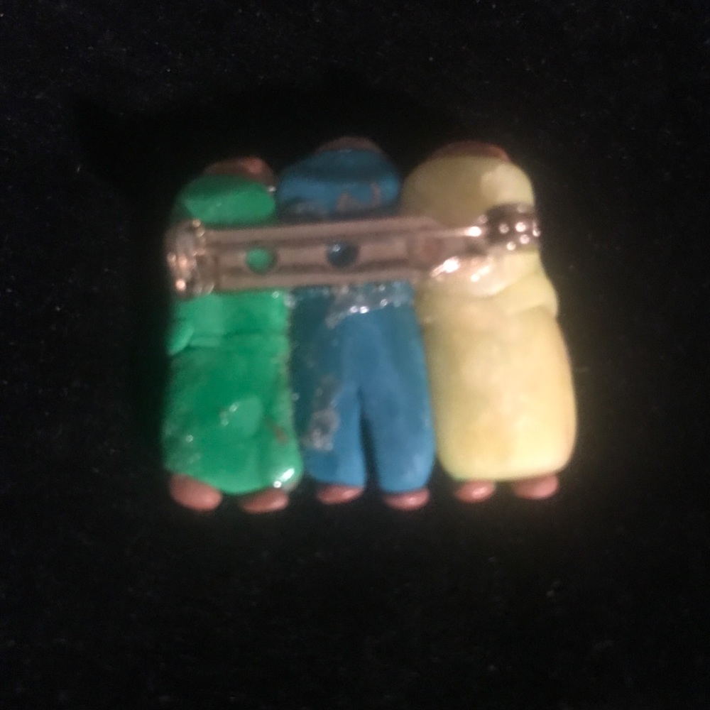 💛💙Friends Brooch💙💛 - Picture 4 of 11